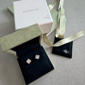 ❤️Van Cleef & Arpels Sweet Alhambra MOP❤️